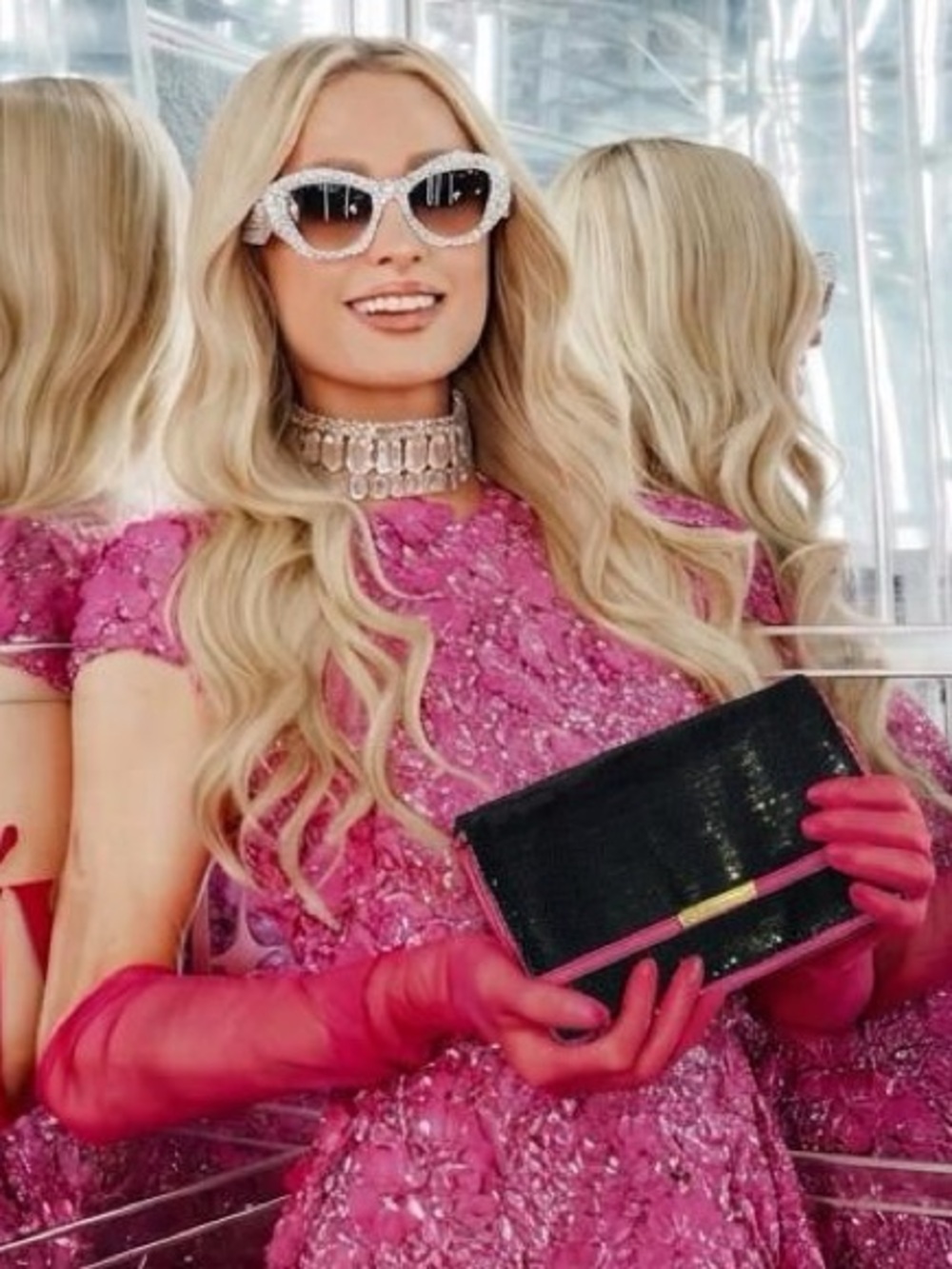 Juicy Couture crossbody bag color Hot pink/black - Picture 2 of 10